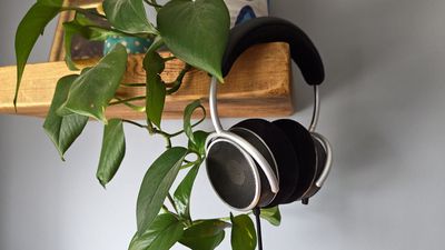 The Grell OAE2 headphone is totally unique – but the sound is a refinement, not a revolution