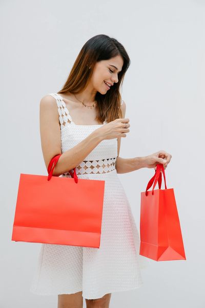 Smart Shopping for Moms: Why Buying Less Is Key to Mindful Fashion and Family Budgeting