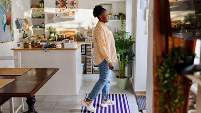 This 30-second test is a 'simple' way to measure ageing at home, scientists say