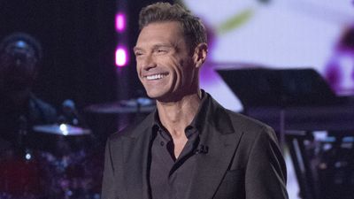 Ryan Seacrest Explains Why He Went Barefoot On American Idol (And He Knows His Feet Are Going Viral)