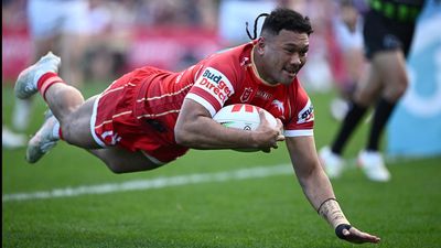 Dolphins battering ram rockets into Maroons frame