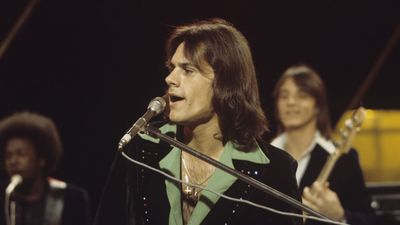 “I was never a huge Beatles fan. But I learned recently that John Lennon said that it’s the one song he wished he would have written”: The disco classic that sold 11 million copies and influenced famous songs by Lennon and ABBA