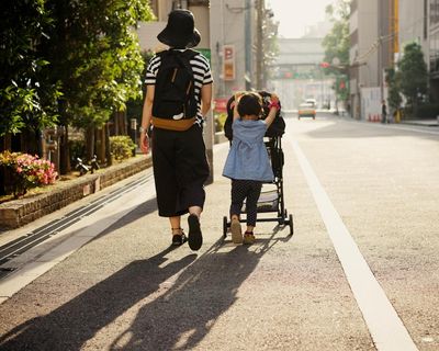 Japan allows divorced couples to negotiate joint custody of children for first time