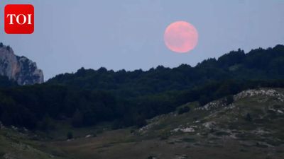 Pink Moon to appear in UAE skies soon: Check out dates, timings, observation points and best desert spots for viewing