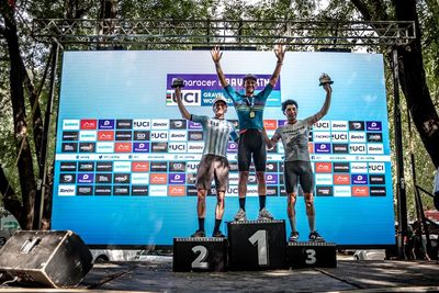 UCI Gravel World Series: Joaquin Plomer and Maria Laura Bugarin take elite victories at Vuelta Altas Cumbres Gravel on home soil in Argentina