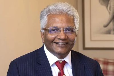 Mayor resigns over social media posts about Golders Green arson