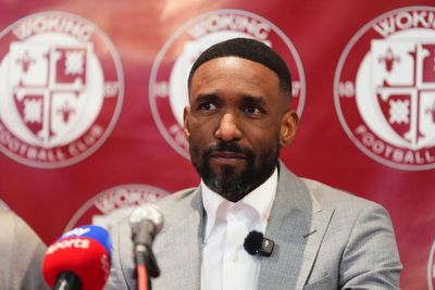 New Woking boss Jermain Defoe shuts down Tottenham links after Roberto De Zerbi appointment