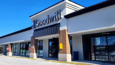 ‘I would’ve never known’: Woman pays $10 for a $6 hoodie at Goodwill. Then she’s shocked QRs are charging more than price tag