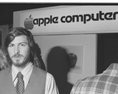 Apple at 50 quiz: top sellers, turkeys and turtlenecks
