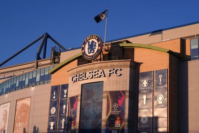 Chelsea announce pre-tax loss of £262.4m on same day they top agents’ fees list