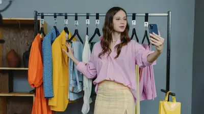 Girl pays $400 for an influencer ‘deal’. She gets a nasty surprise instead