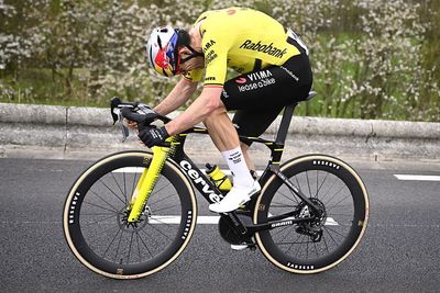 'It'd have been nicer if the finish was 150 metres earlier' – Wout van Aert rues heartbreaking near miss in Dwars door Vlaanderen