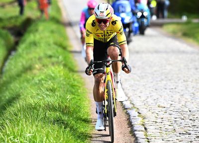 Two races, two big attacks, no win – What do Wout van Aert's double close defeats mean for the Tour of Flanders?