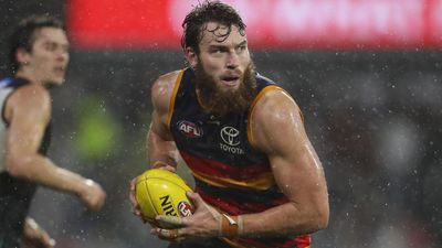 Key Crows picked despite match-eve injury scares