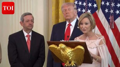 'Absolutely vile': Trump's faith advisor compares him to Jesus Christ, faces massive backlash online