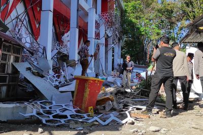 At least one dead as 7.4-magnitude earthquake strikes Indonesia