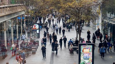 Australia faces 'sharp recession' if US escalates war