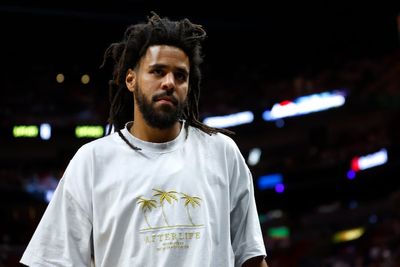 Grammy-winning rapper J. Cole signs to play basketball professionally