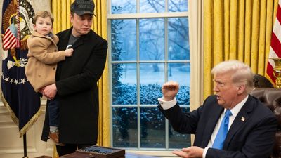 Under Donald Trump, billionaires made $1.5 trillion, Trump doubled his own fortune. Meanwhile, 40% Americans can’t even save $500