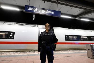 Man arrested after threatening an attack on a high-speed train in Germany