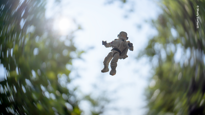 The Lensbaby Twist 28 creates twisty bokeh in multiple camera mounts – and the special effects pancake lens only weighs as much as a baseball