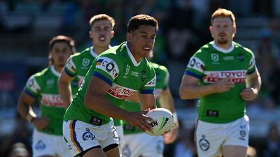 Boost for Raiders as skipper Tapine inks new deal