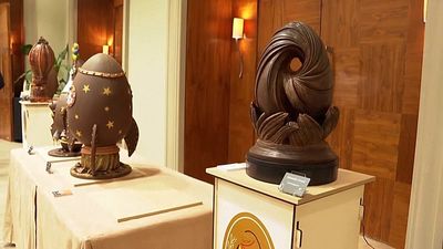 Belgium turns Easter chocolate into giant edible sculpture