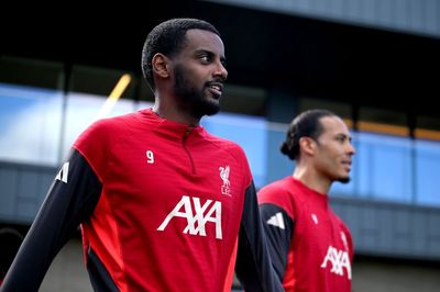 Liverpool: Arne Slot confirms Alexander Isak plan against Man City after injury return
