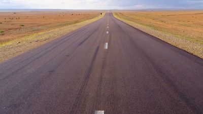 Oregon on edge after a woman runs out of gas and then disappears when someone stops to help her