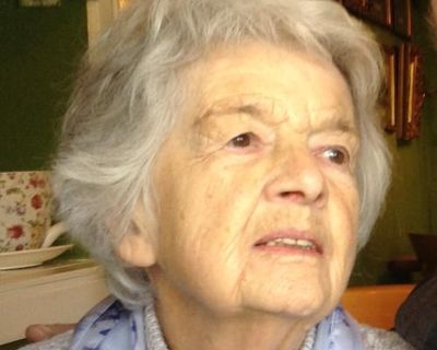 Olive Howes obituary