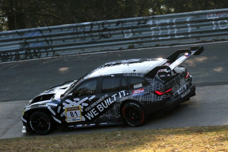 How the BMW M3 Touring challenged the M4 GT3 Evo at…