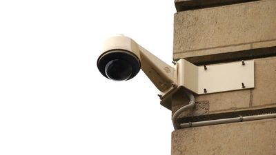 Surveillance catches Seattle man sneaking up behind a stranger at train station. What he did next is horrifying to watch