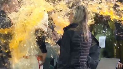 Giants Reporter's Laptop Does Not Survive Wild Gatorade Bath