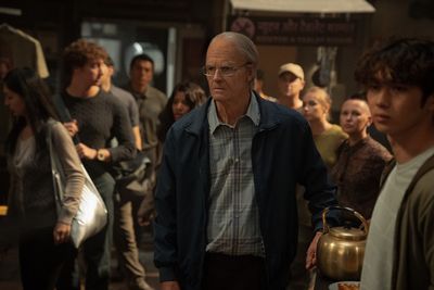 21 Years Later, Apple TV's Biggest Epic Just Rebooted An Awesome Battlestar Concept