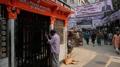 Hindus urge Bangladesh PM to form minority commission