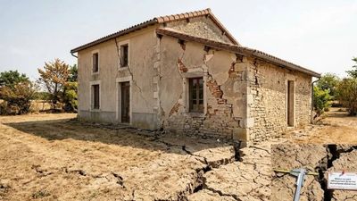 Houses in France are breaking: How climate change is weakening the ground beneath millions of homes