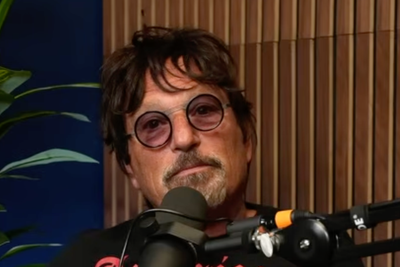 Howie Mandel says he ‘regrets’ apologizing to Kelly Ripa over age compliment