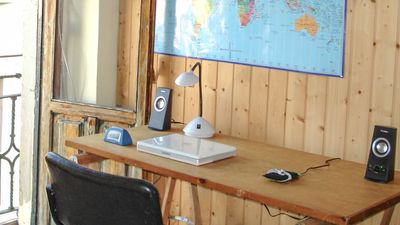 I ditched Windows for Mac before it was cool and felt like the odd kid out at school — now everyone wants a MacBook