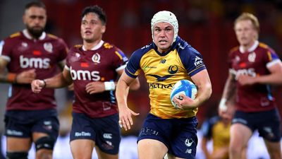 Bullish Force defy Lomax scratching in big Reds upset