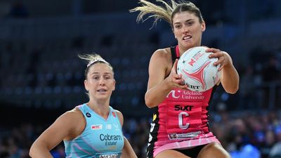 Adelaide break 20-year record with Mavericks victory