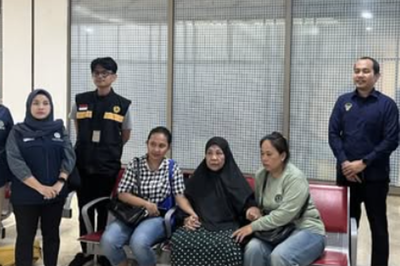 Indonesian grandmother freed from Malaysia’s death row after 15 years returns home