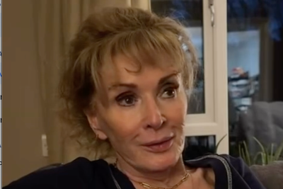 Coronation Street star shares emotional update on cancer treatment