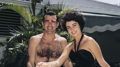 Elizabeth Taylor's Cloud-Shaped Pool Oozed Old Hollywood Glamour – It's Green, Fringed, and Undeniably Chic