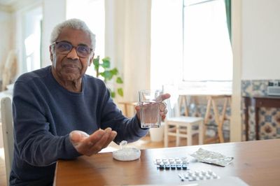 Doctors Warn: Millions of Seniors Are Taking Too Many Pills—And It Could Be Dangerous