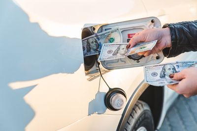 Oil Prices Are Climbing: 5 Ways to Get Ahead of Higher Summer Costs Before They Hit Your Wallet