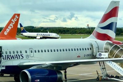 If aviation fuel rationing starts, how might passengers on the three big airlines be affected?