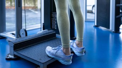 A physical therapist says that poor ankle mobility is a primary driver of falls and balance issues later in life—here’s how to improve it