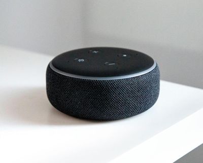 Should we be polite to voice assistants and AIs?