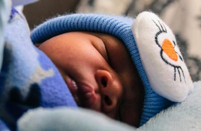 Pediatricians Warn: The “White Noise” Habit That Is Quietly Damaging Infant Hearing