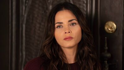 The Rookie’s Jenna Dewan Reveals One Thing She Wants For The Show Moving Forward (And I Agree)
